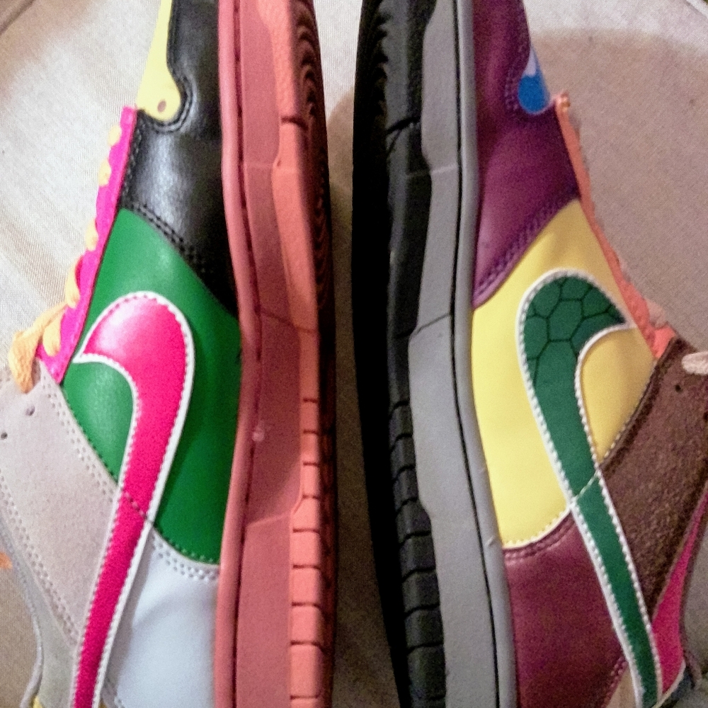 Nike Dunk Low What the Super Mario Sneakers Sz 9.5 - Picture 12 of 15